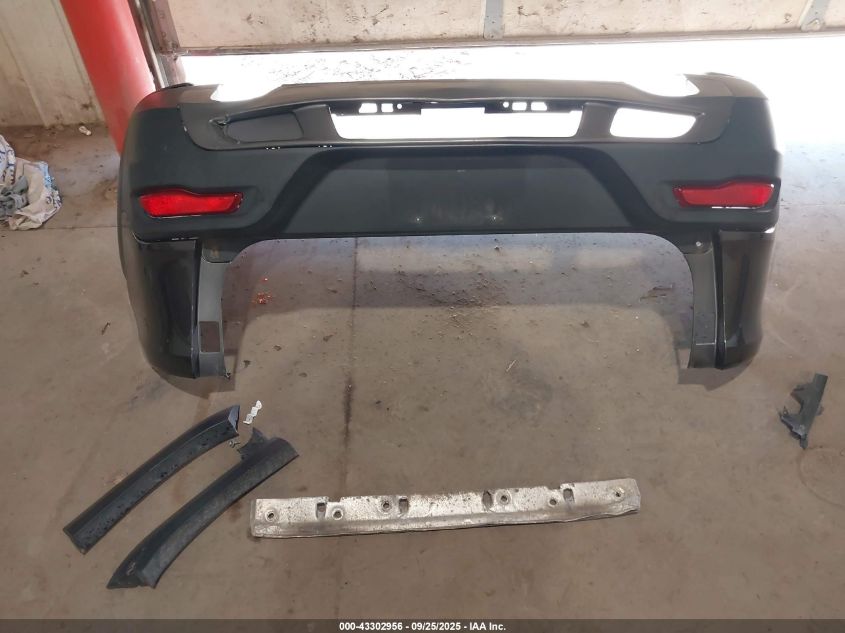 2015 Jeep Cherokee Trailhawk VIN: 1C4PJMBS7FW772728 Lot: 43302956