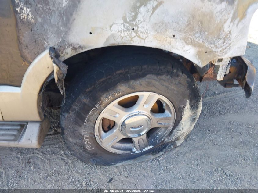 2005 Ford Expedition Eddie Bauer/King Ranch VIN: 1FMFU18545LA46291 Lot: 43302962