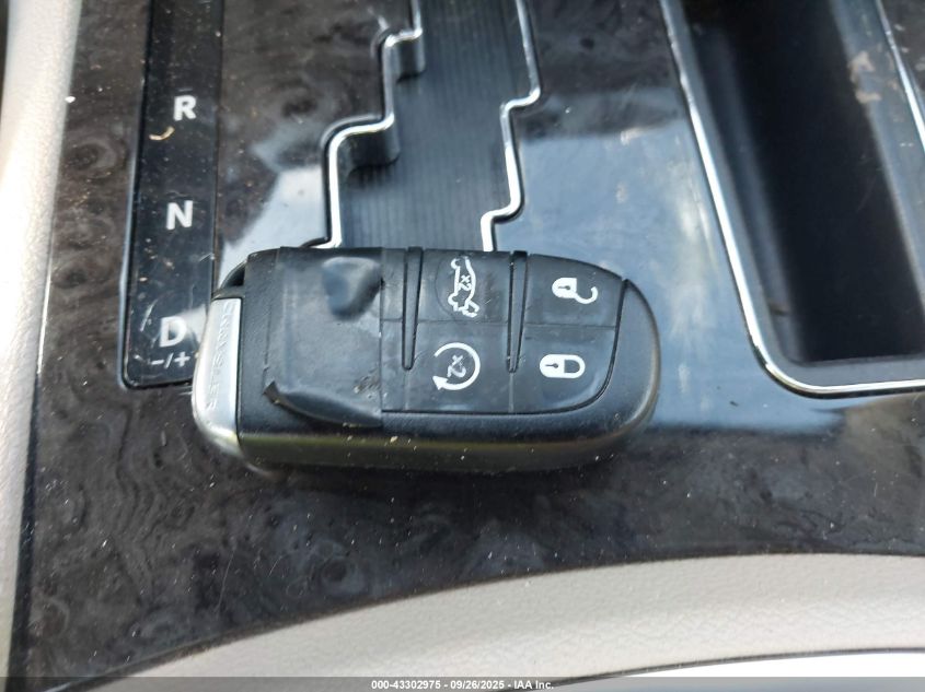 2011 Chrysler 300 Limited VIN: 2C3CA5CGXBH585995 Lot: 43302975