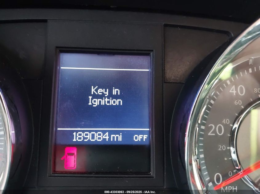 2011 Chrysler Town & Country Touring VIN: 2A4RR5DGXBR746265 Lot: 43303063