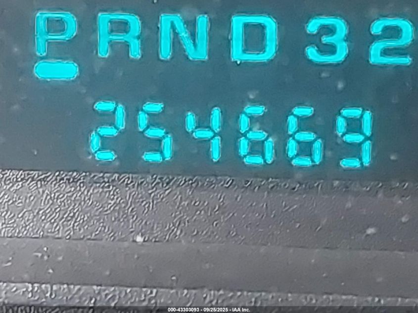 2003 Chevrolet Express VIN: 1GCGG25V431122028 Lot: 43303093