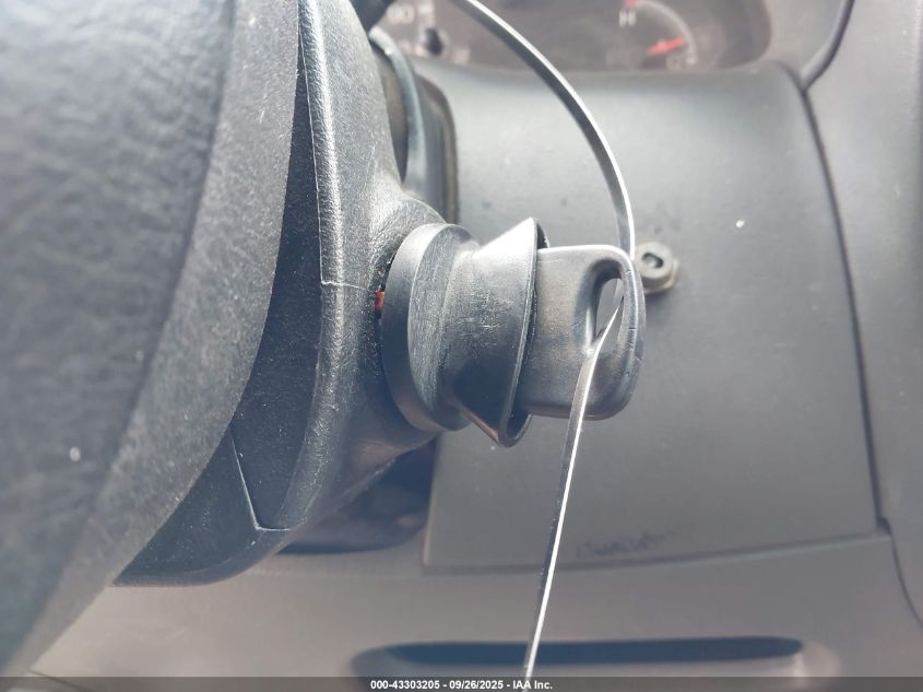 2002 Ford F-150 Xl/Xlt VIN: 1FTRF17212NB44732 Lot: 43303205