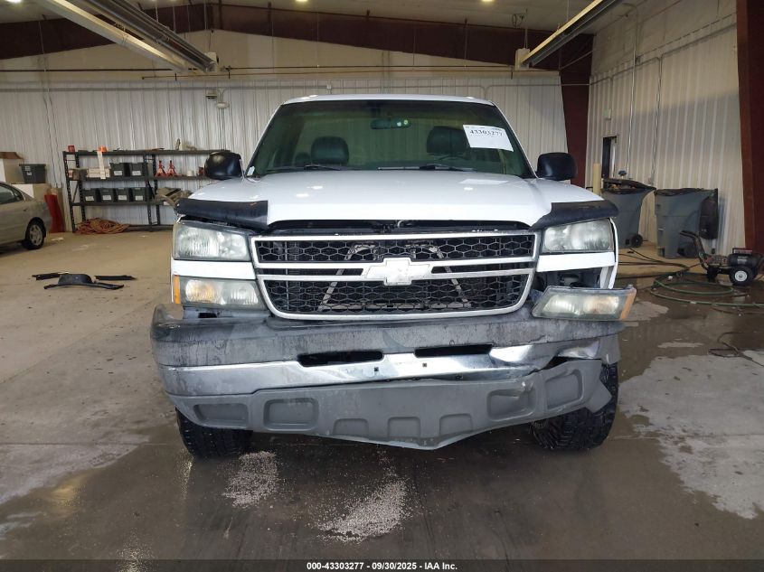 2003 Chevrolet Silverado C2500 Heavy Duty VIN: 1GCHC24U23E253931 Lot: 43303277