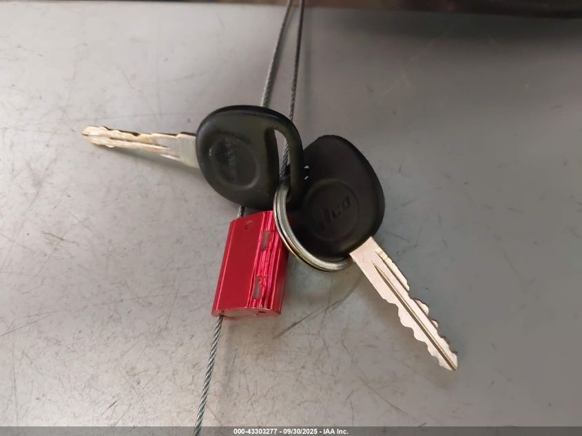 2003 Chevrolet Silverado C2500 Heavy Duty VIN: 1GCHC24U23E253931 Lot: 43303277