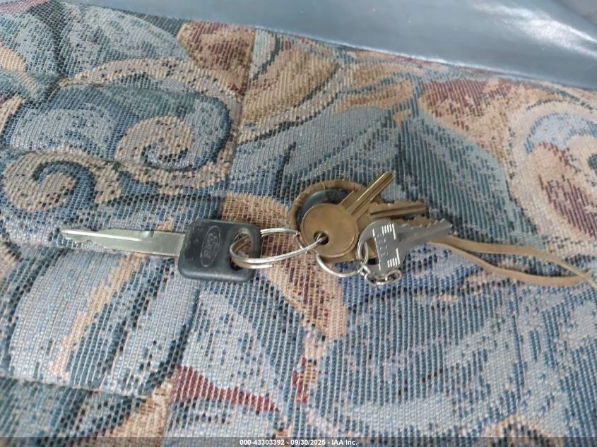 1998 Ford Econoline E450 Super Duty Cutwy Rv VIN: 1FDXE40S7WHB63825 Lot: 43303392