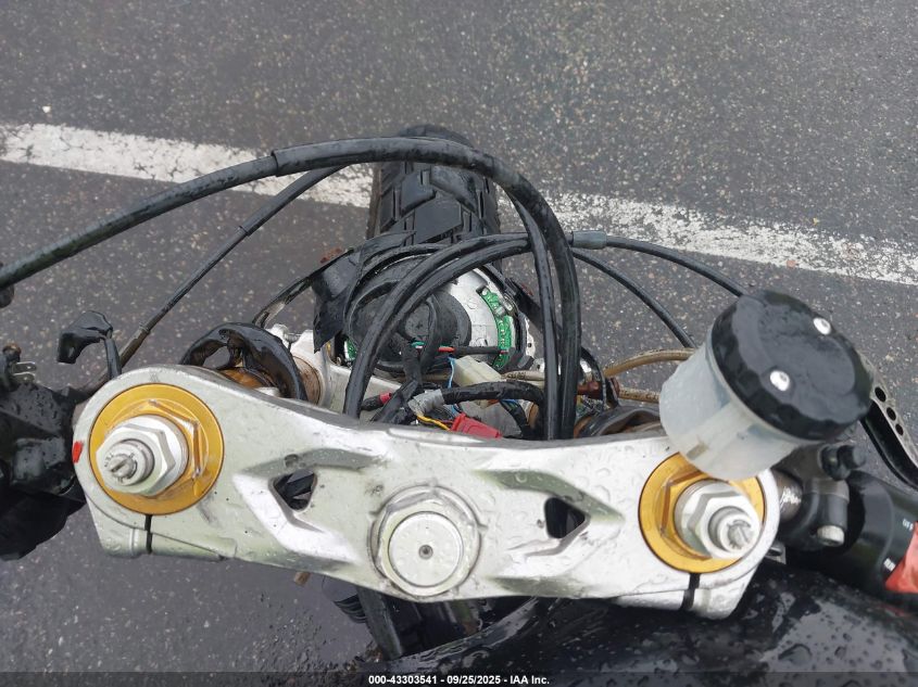 1992 Honda Cb750 VIN: JH2RC3807NM103234 Lot: 43303541