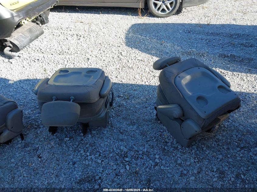 2002 Dodge Grand Caravan El VIN: 1B4GP34352B614496 Lot: 43303549