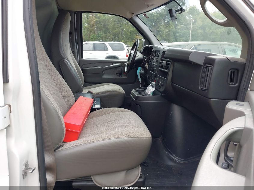 2015 Chevrolet Express 2500 Work Van VIN: 1GCWGFCFXF1160155 Lot: 43303571