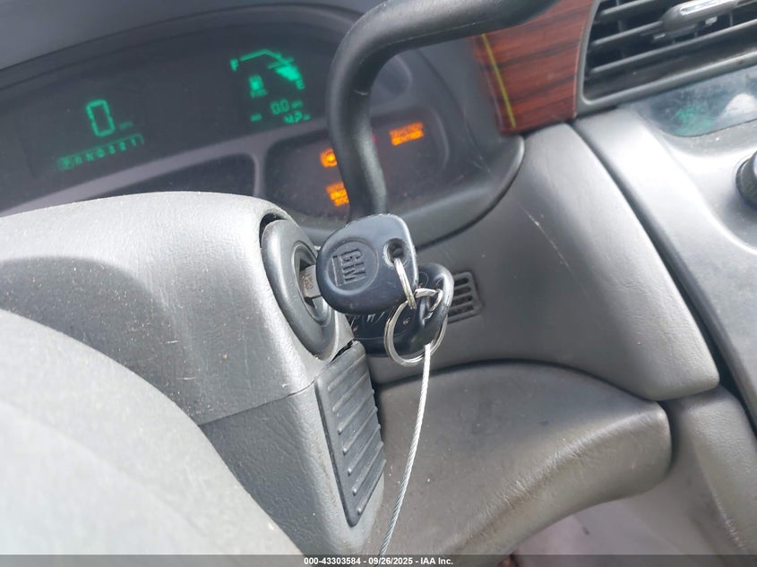 2004 Cadillac Deville Standard VIN: 1G6KD54Y84U252476 Lot: 43303584