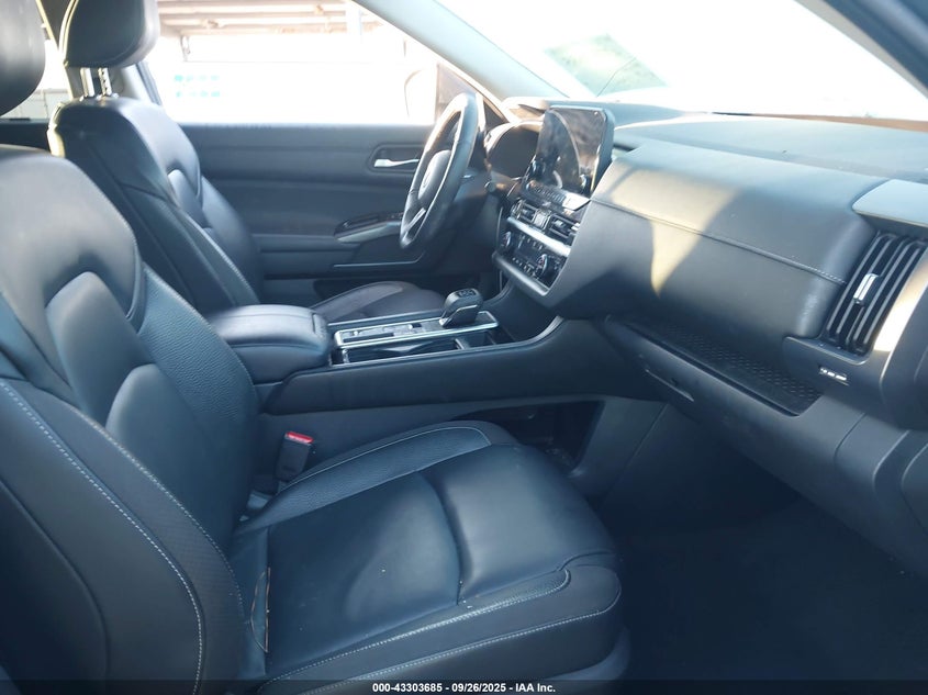 2022 NISSAN PATHFINDER SL 2WD 5N1DR3CA5NC249327