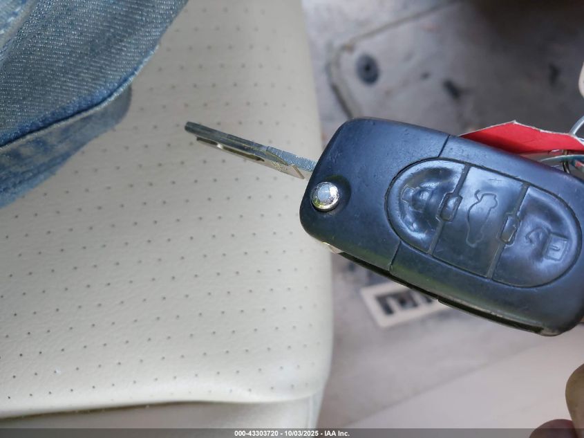 2002 Audi A4 1.8T VIN: WAULC68E12A176251 Lot: 43303720