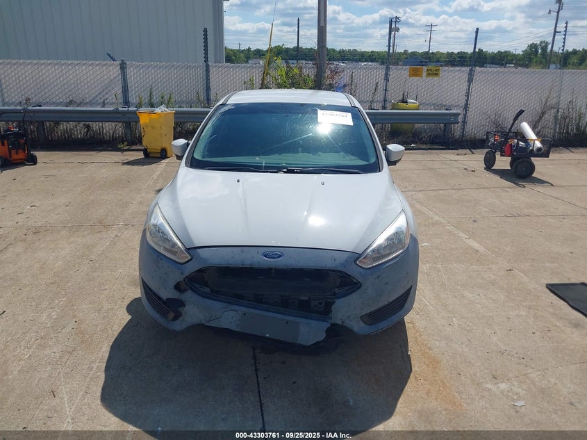 2015 FORD FOCUS SE - 1FADP3K29FL383589