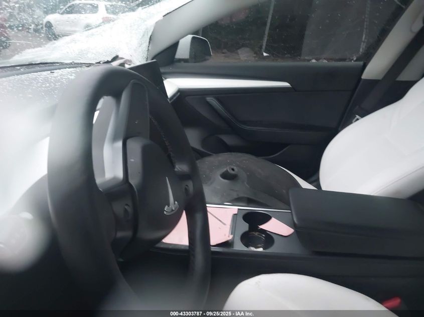 2022 Tesla Model 3 Rear-Wheel Drive VIN: 5YJ3E1EAXNF349567 Lot: 43303787
