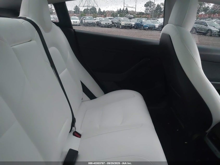 2022 Tesla Model 3 Rear-Wheel Drive VIN: 5YJ3E1EAXNF349567 Lot: 43303787