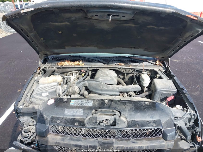 2004 Chevrolet Avalanche 1500 VIN: 3GNEC12T04G299072 Lot: 43303839