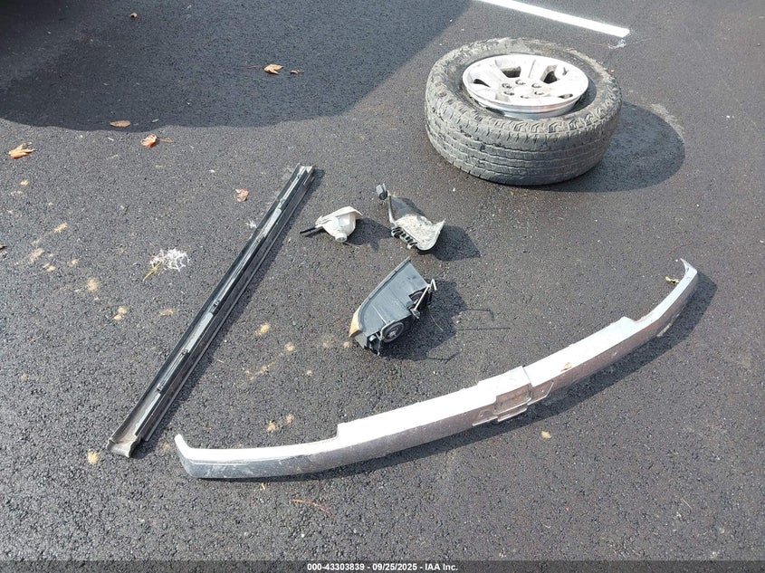 2004 Chevrolet Avalanche 1500 VIN: 3GNEC12T04G299072 Lot: 43303839