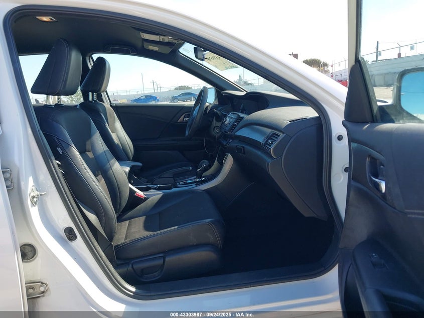 1HGCR2F69GA095108 2016 HONDA ACCORD photo no. 5