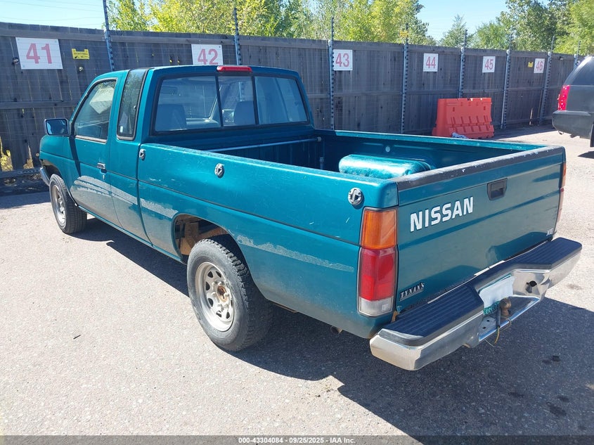 1995 Nissan Truck King Cab Xe green pickup gasoline 1N6SD16S1SC378712 photo #4