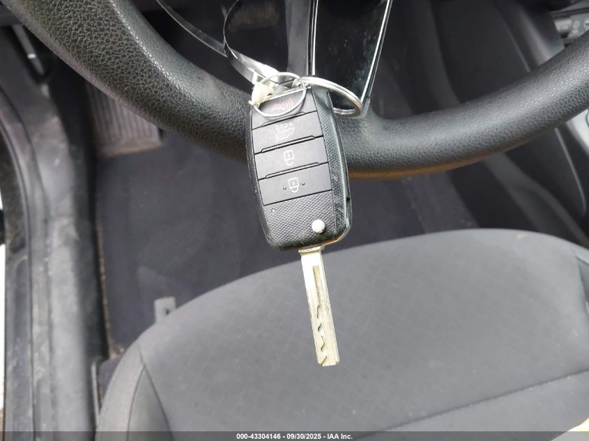 2019 Kia Sorento 2.4L Lx VIN: 5XYPG4A30KG569597 Lot: 43304146