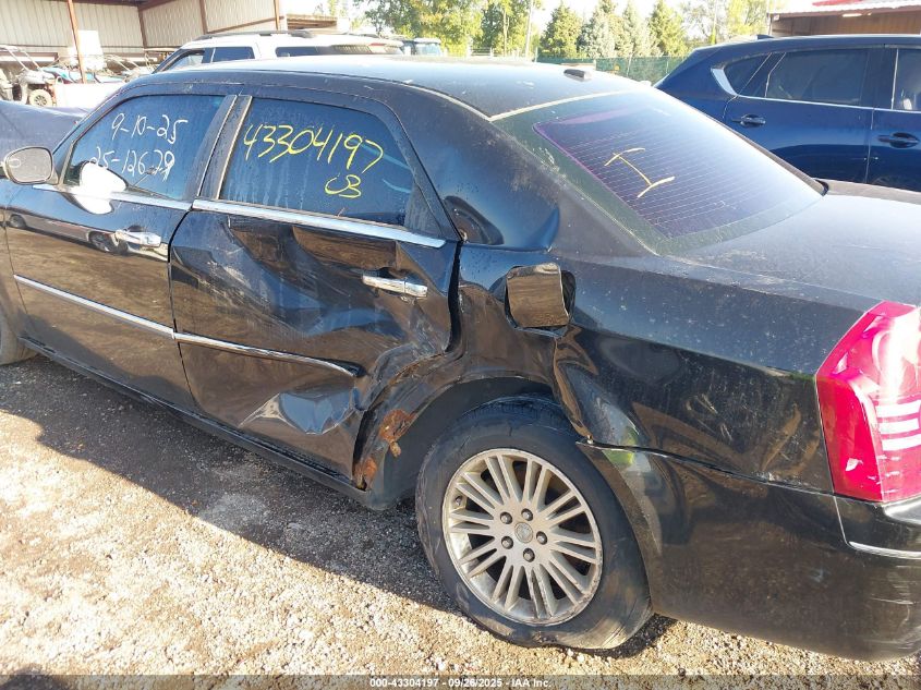 2010 Chrysler 300 Touring/Signature Series/Executive Series VIN: 2C3CA5CV4AH251541 Lot: 43304197