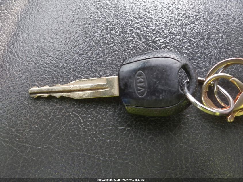 2003 Kia Sorento Ex/Lx VIN: KNDJD733X35041833 Lot: 43304305