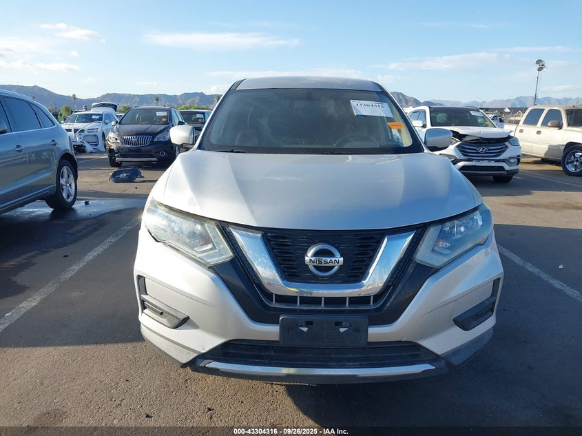 2017 NISSAN ROGUE S KNMAT2MV5HP554487