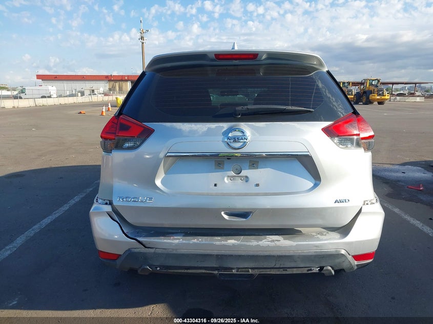 2017 NISSAN ROGUE S KNMAT2MV5HP554487