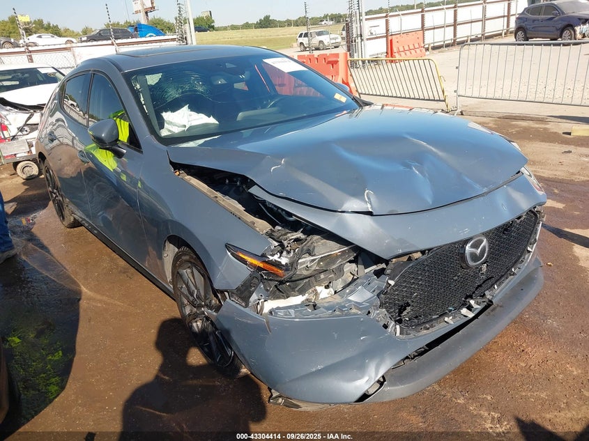 MAZDA 3 PREMIUM PACKAGE