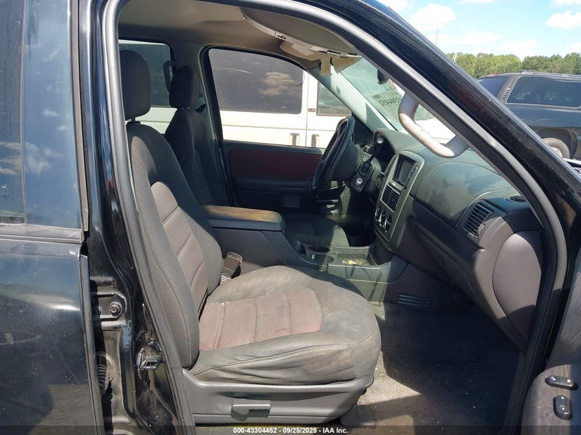 1FMZU73W25UA54769 2005 FORD EXPLORER photo no. 5
