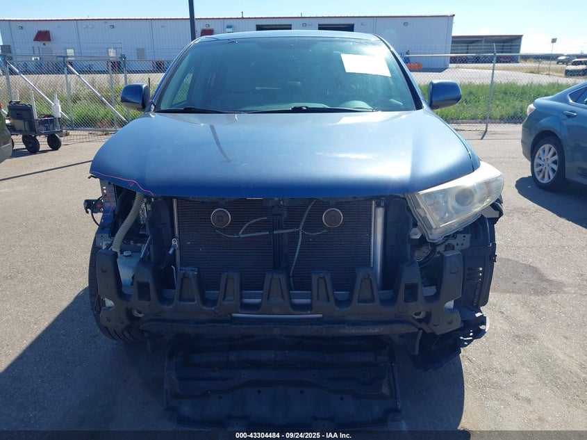 2013 TOYOTA HIGHLANDER BASE V6 5TDBK3EHXDS227685