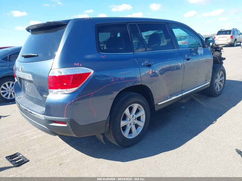 2013 TOYOTA HIGHLANDER BASE V6 5TDBK3EHXDS227685
