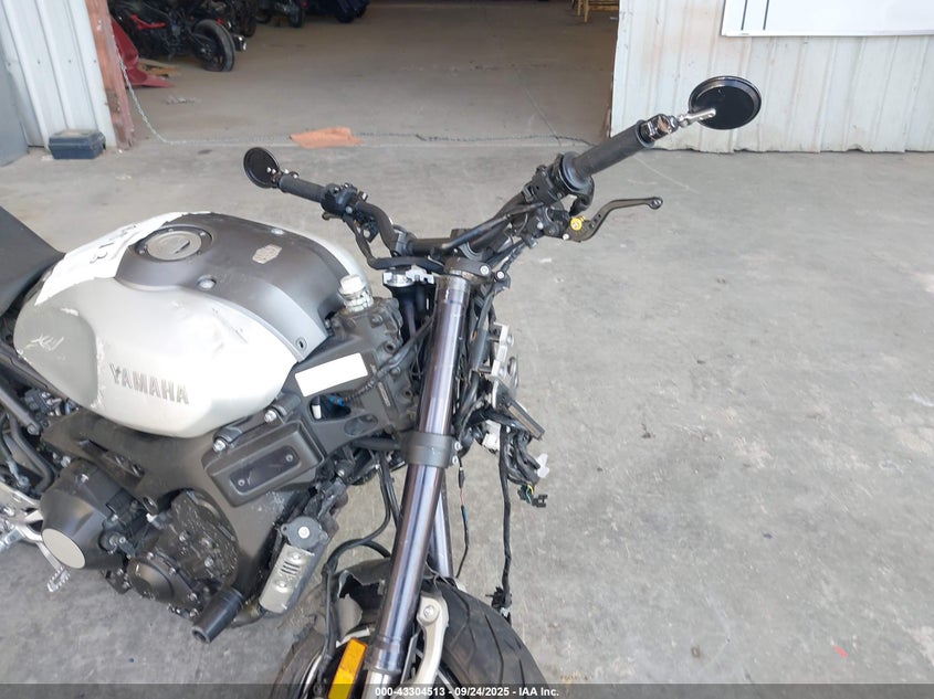 2016 Yamaha Xsr900 C/60Th Anniversary VIN: JYARN47Y6GA000239 Lot: 43304513