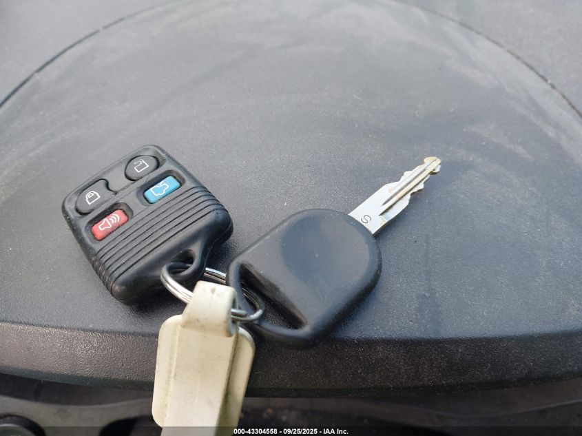 2007 Ford Focus S/Se/Ses VIN: 1FAFP34N77W102079 Lot: 43304558