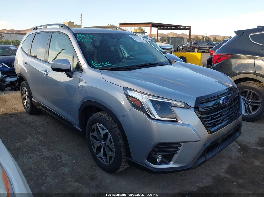 JF2SKACC4RH498783 2024 Subaru Forester Premium auction photo 1
