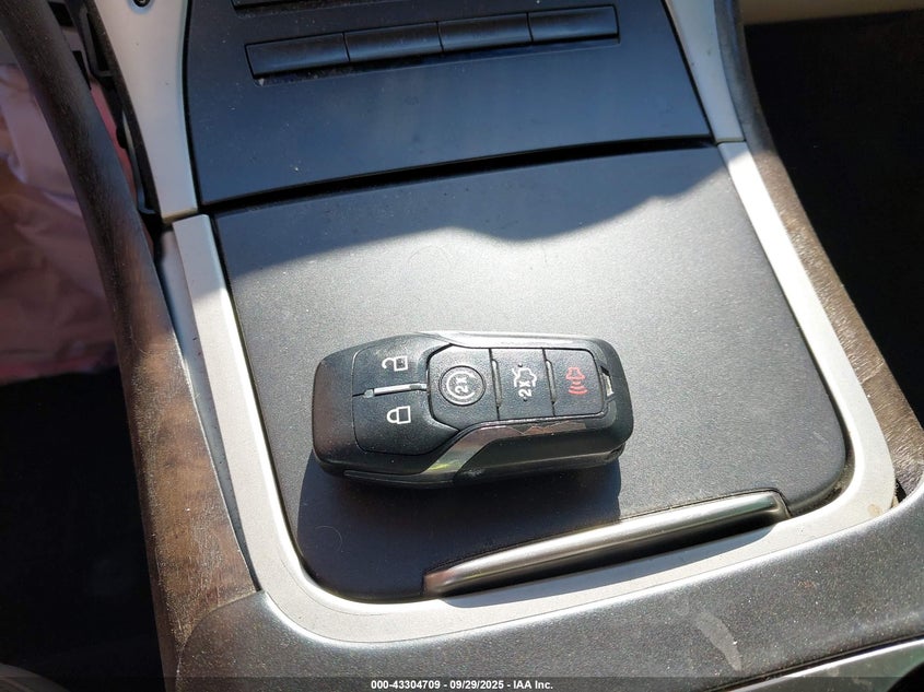 2016 LINCOLN MKX SELECT - 2LMTJ8KR5GBL84337