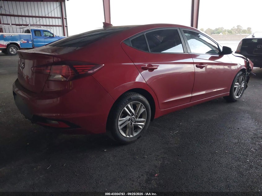 2019 HYUNDAI ELANTRA SEL - KMHD84LF1KU768031