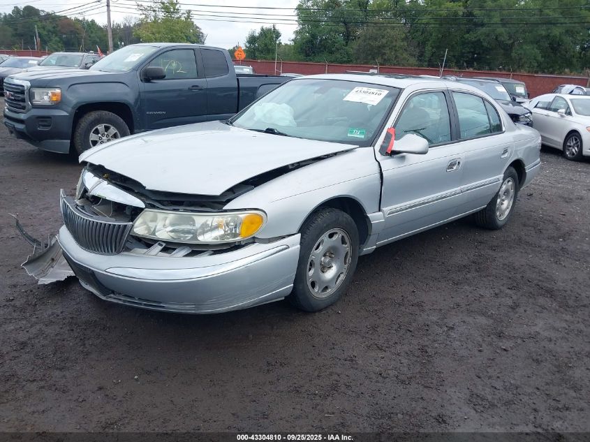 1LNHM97V42Y636269 2002 LINCOLN CONTINENTAL photo no. 2