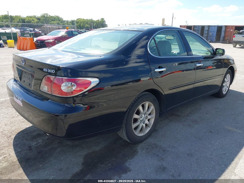 JTHBF30G836000138 2003 LEXUS ES photo no. 4