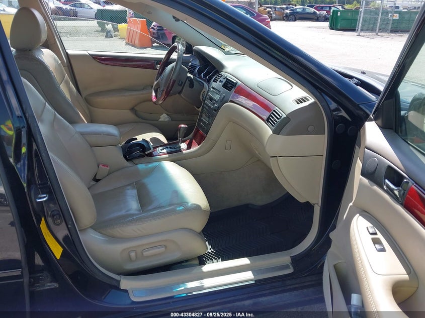 JTHBF30G836000138 2003 LEXUS ES photo no. 5