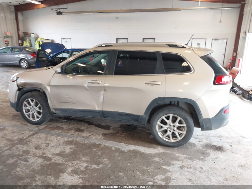2015 Jeep Cherokee Latitude VIN: 1C4PJMCB4FW512687 Lot: 43304857