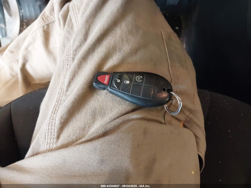 2015 Jeep Cherokee Latitude VIN: 1C4PJMCB4FW512687 Lot: 43304857