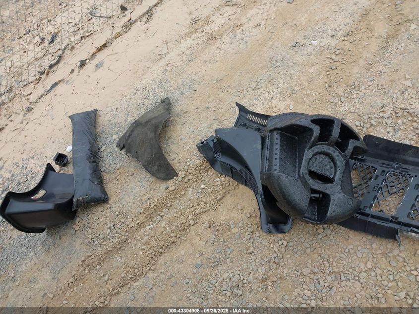 2011 Jeep Grand Cherokee Overland VIN: 1J4RR6GG6BC735984 Lot: 43304908