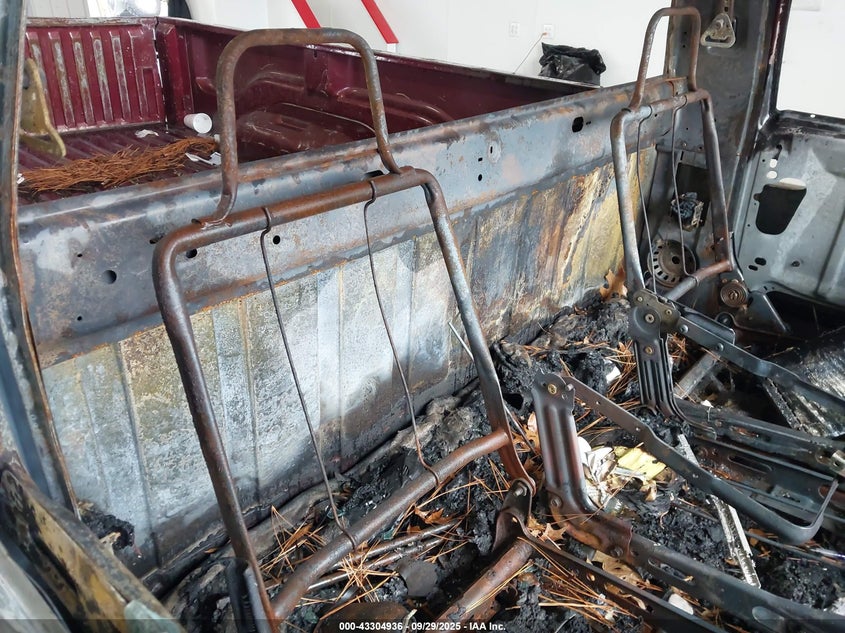 2000 Dodge Ram 1500 St VIN: 1B7HC16Y4YS622128 Lot: 43304936