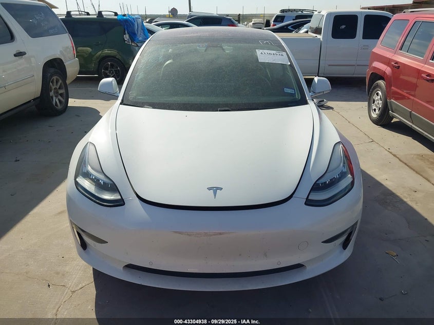2018 Tesla Model 3 Long Range/Mid Range VIN: 5YJ3E1EA2JF076117 Lot: 43304938
