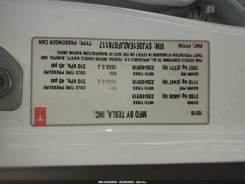 2018 Tesla Model 3 Long Range/Mid Range VIN: 5YJ3E1EA2JF076117 Lot: 43304938