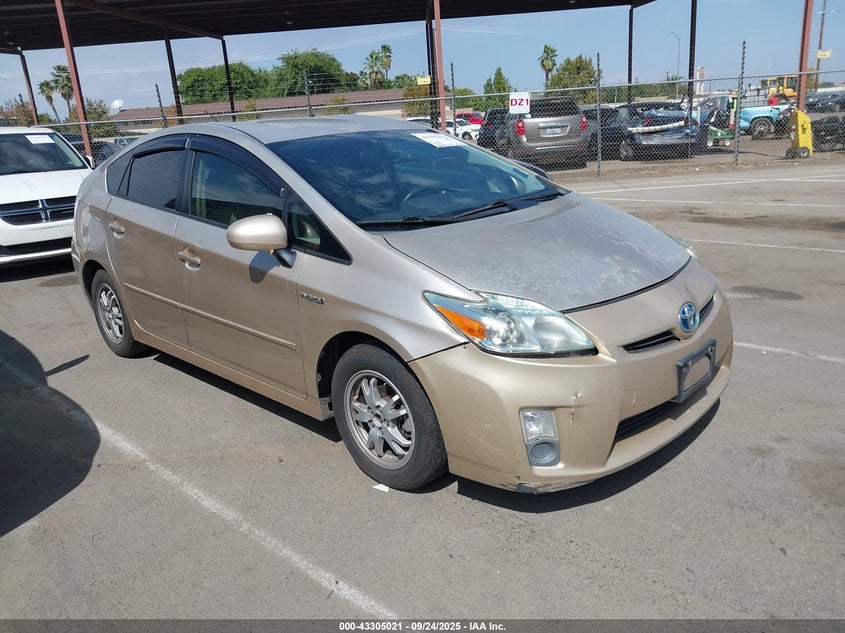 TOYOTA PRIUS THREE
