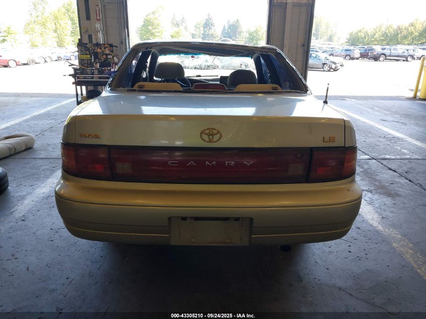 1994 Toyota Camry Le VIN: 4T1SK12EXRU336239 Lot: 43305210