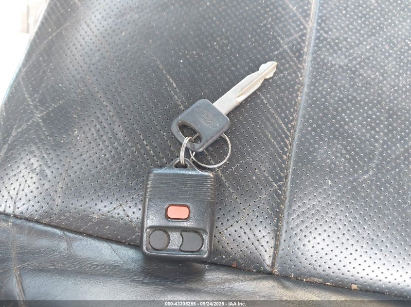 2003 Ford F-250 Lariat/Xl/Xlt VIN: 1FTNX21L63ED71094 Lot: 43305286