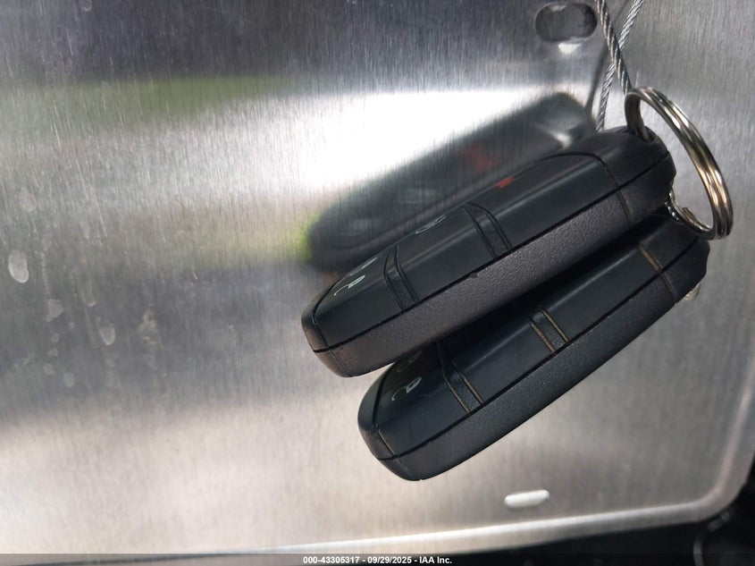 2018 Jeep Compass Latitude 4X4 VIN: 3C4NJDBB2JT155243 Lot: 43305317