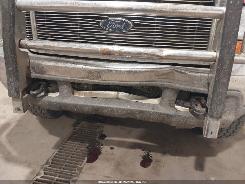 2000 Ford F-350 Lariat/Xl/Xlt VIN: 1FTSX31F5YEE44482 Lot: 43305356